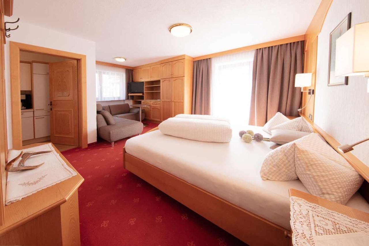 Haus Sonnwend Hotel Solden Bagian luar foto