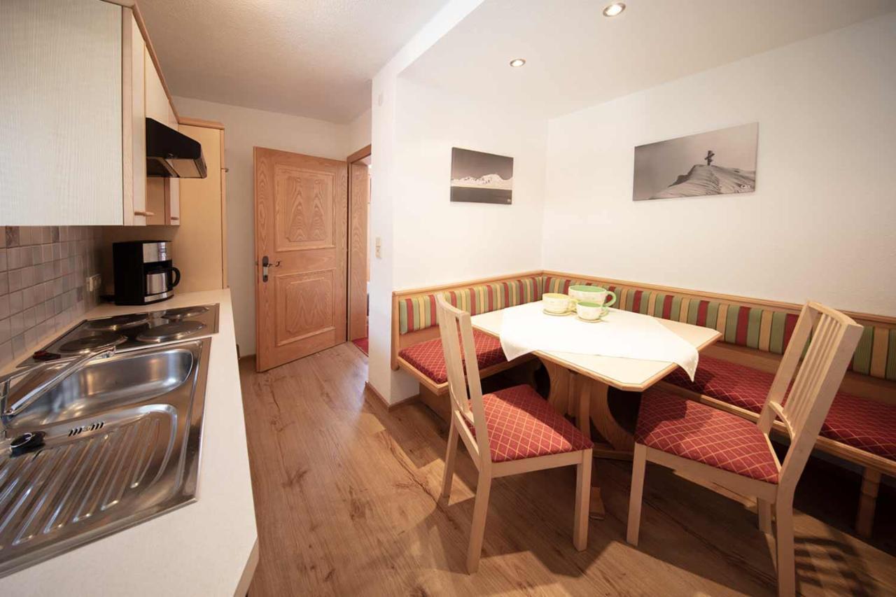 Haus Sonnwend Hotel Solden Bagian luar foto